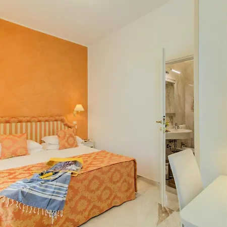 Nanni - Dependance Hotel Bellaria-Igea Marina